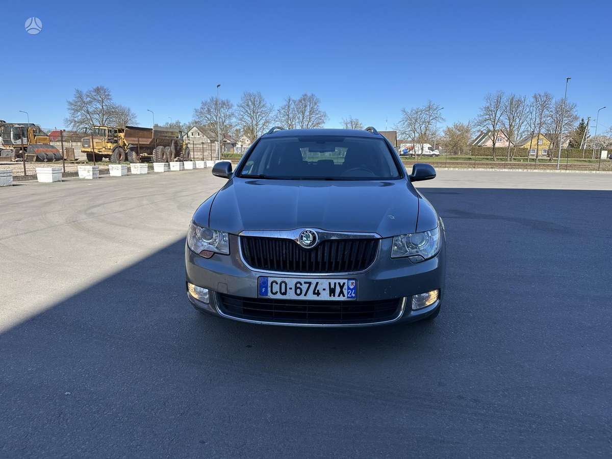 Skoda Superb, 1.6 l., Универсал