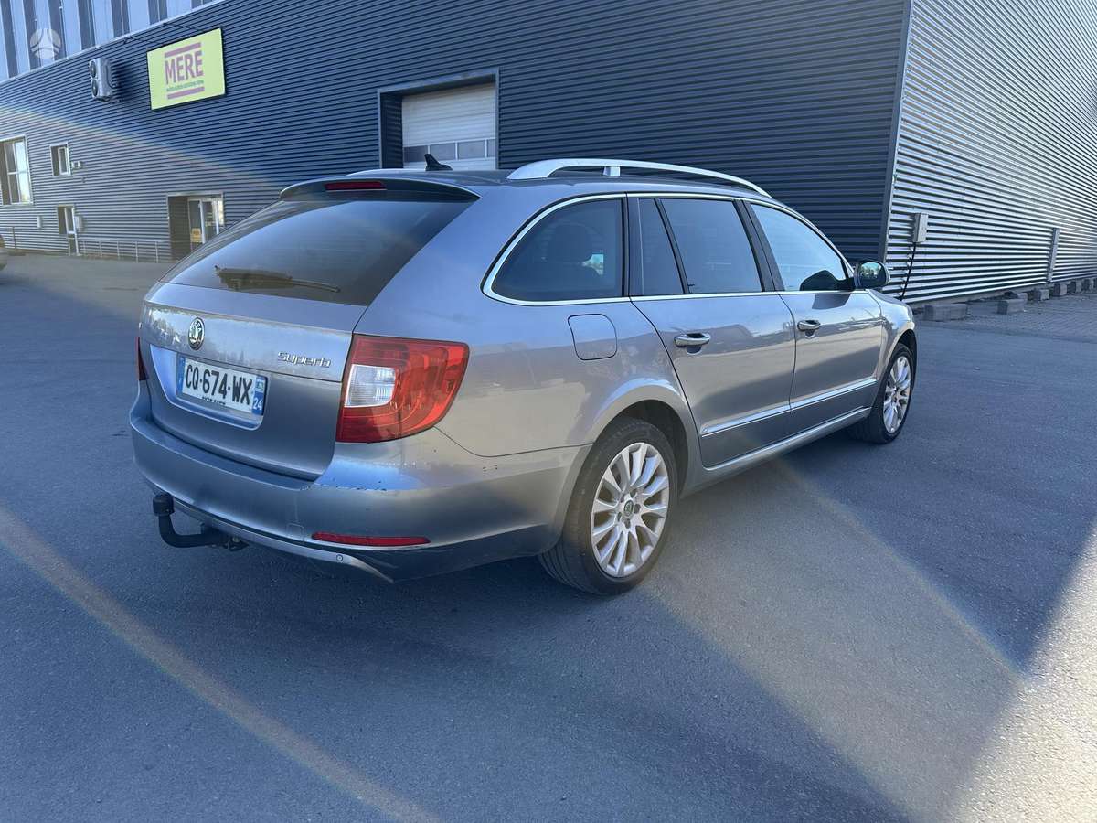 Skoda Superb, 1.6 l., Универсал
