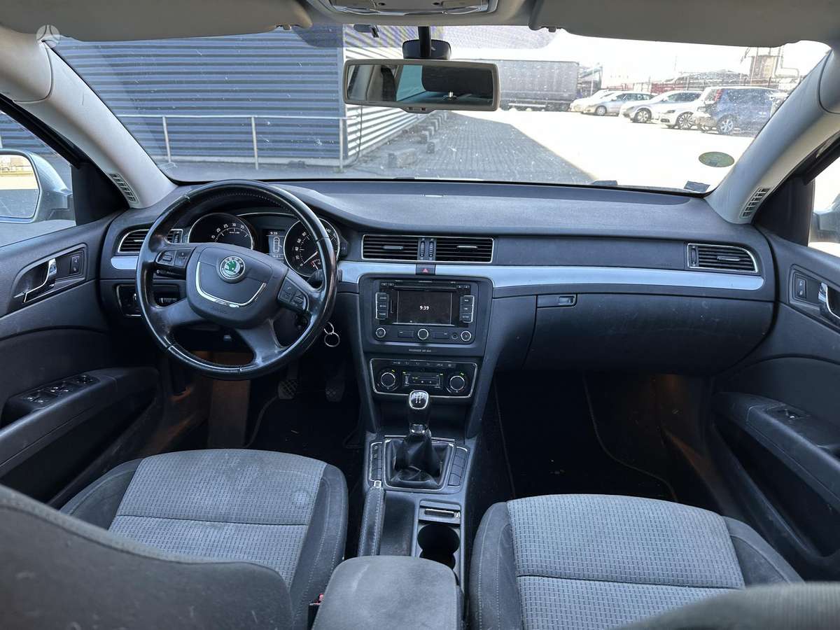 Skoda Superb, 1.6 l., Универсал