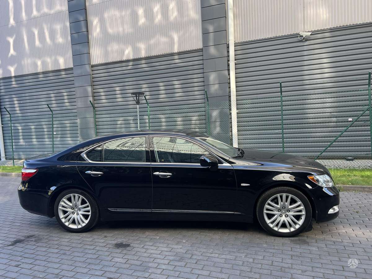 Lexus LS 460, 4.6 l., Седан