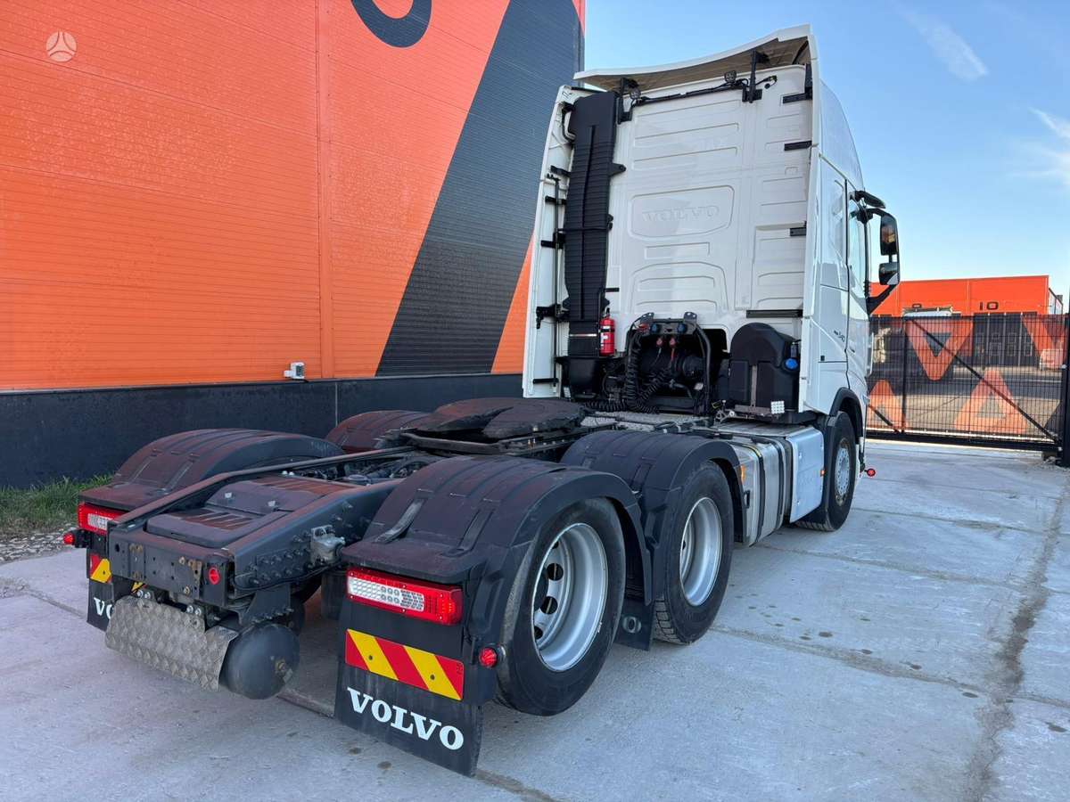Volvo FH 540 6x2, single sleeper
