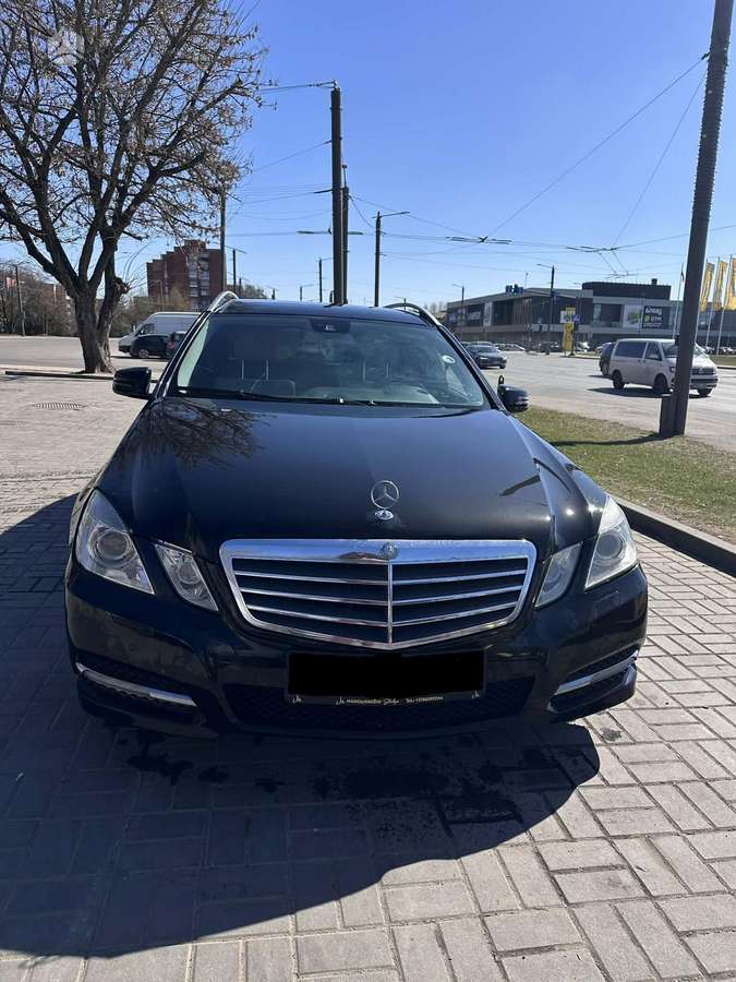 Mercedes-Benz E250, 2010