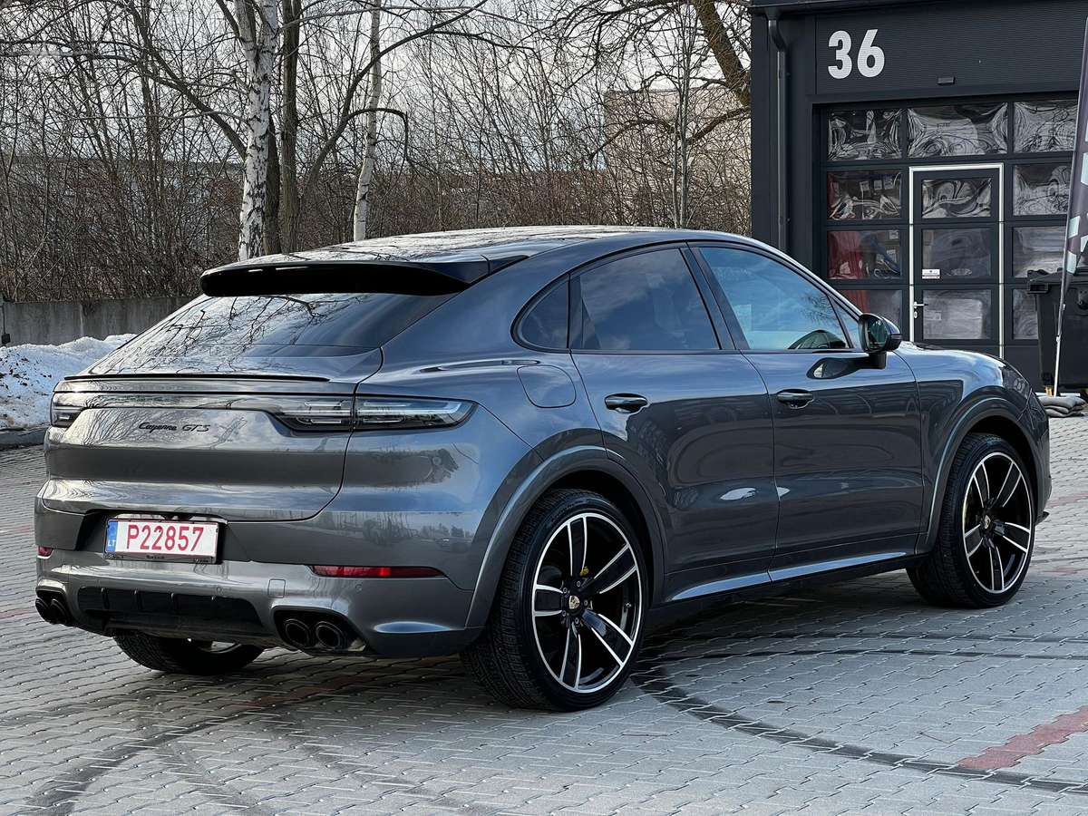 Porsche Cayenne Coupe - 2