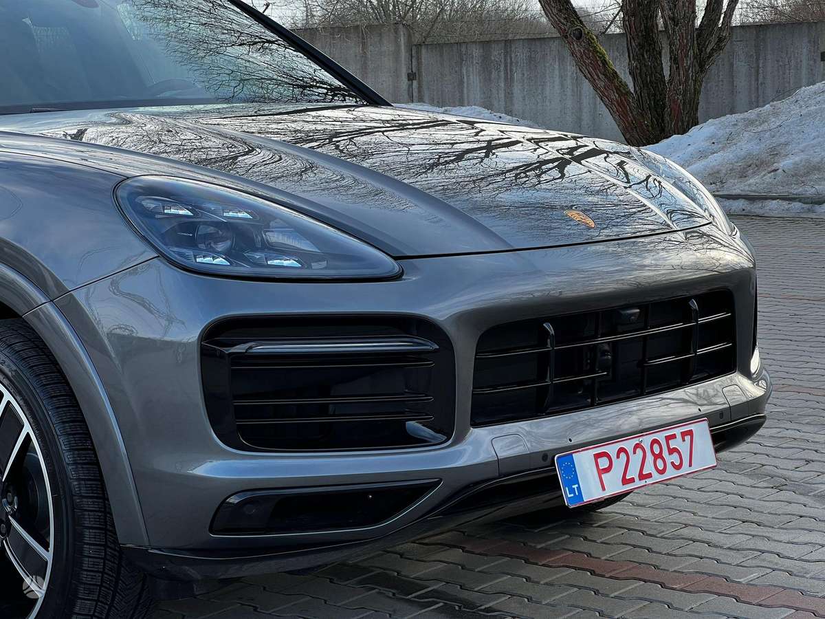 Porsche Cayenne Coupe - 8