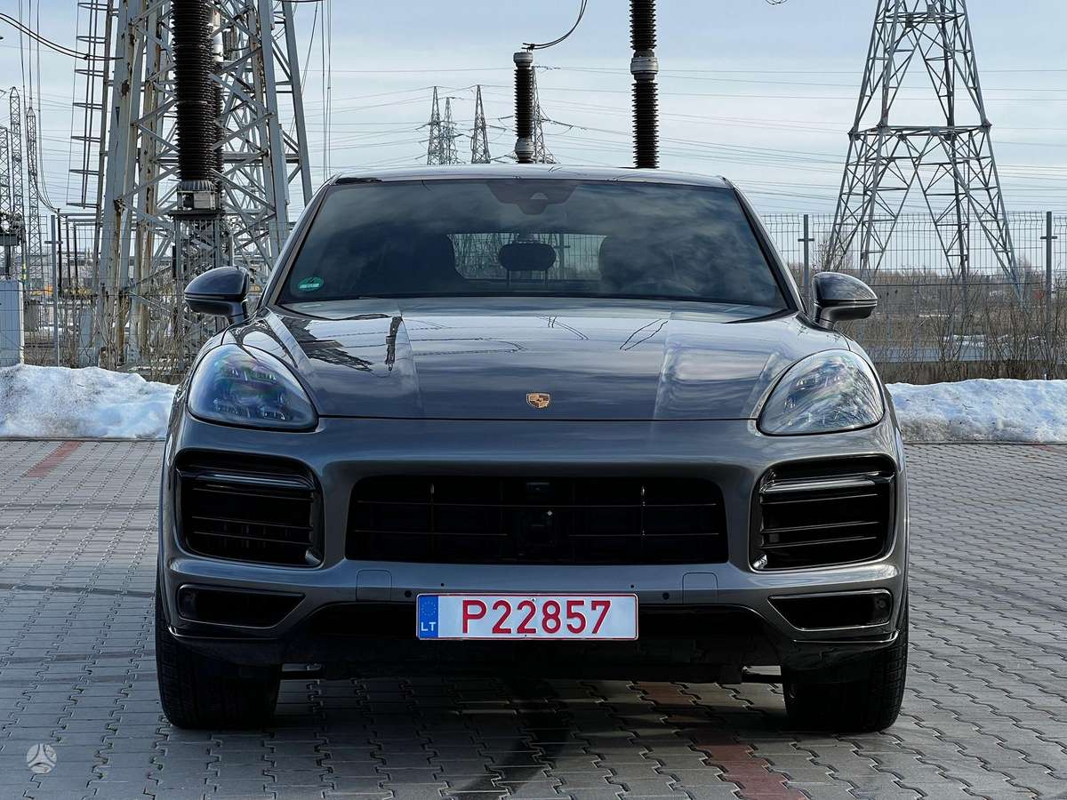 Porsche Cayenne Coupe - 10