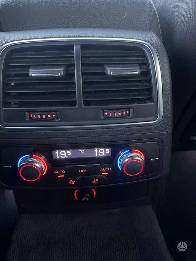 Audi A6, 2.0 l., universalas