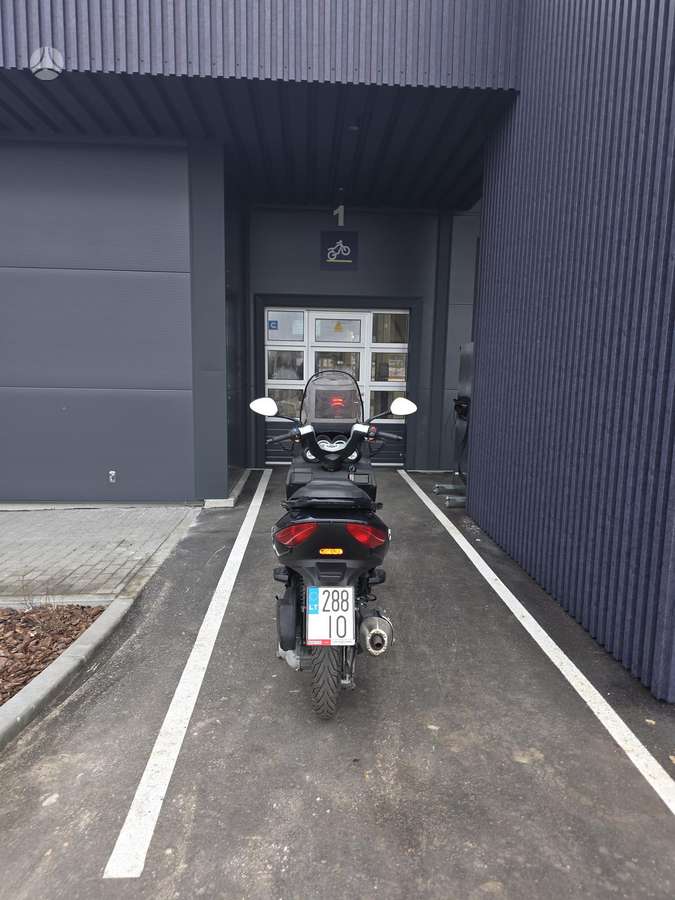 Malaguti Madison 200cc, scooters / mopeds