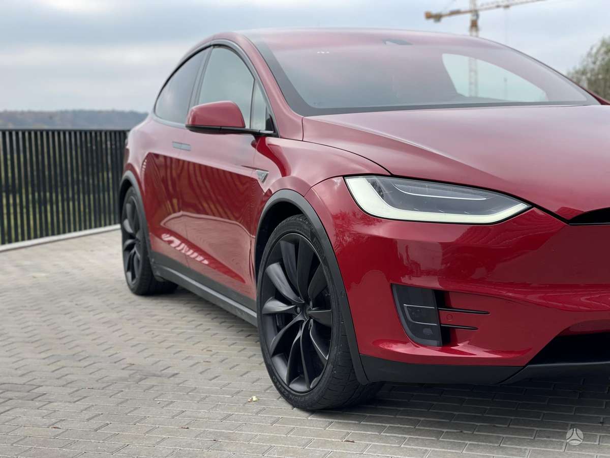 Tesla Model X, 90 kWh, off-road / crossover