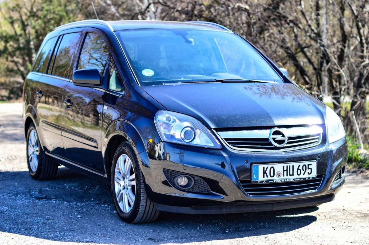 Opel Zafira, 2013