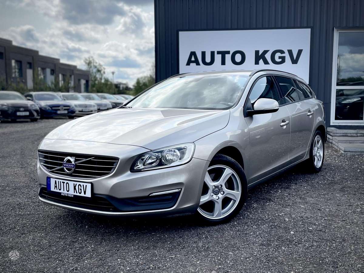 Volvo V60, 2015
