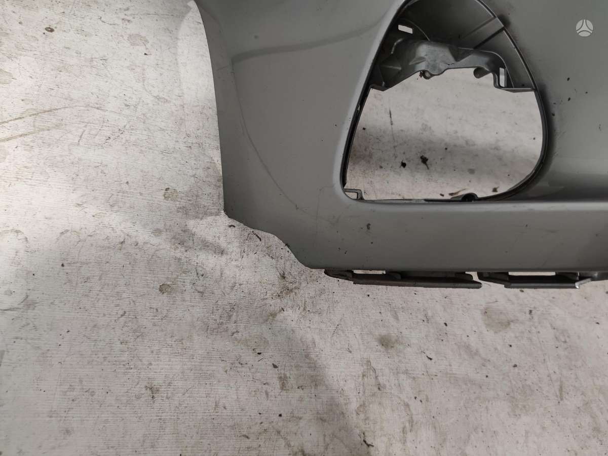 Toyota Avensis bumpers