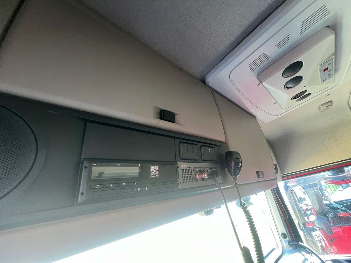 DAF 106.480, 2 miegamosios vietos