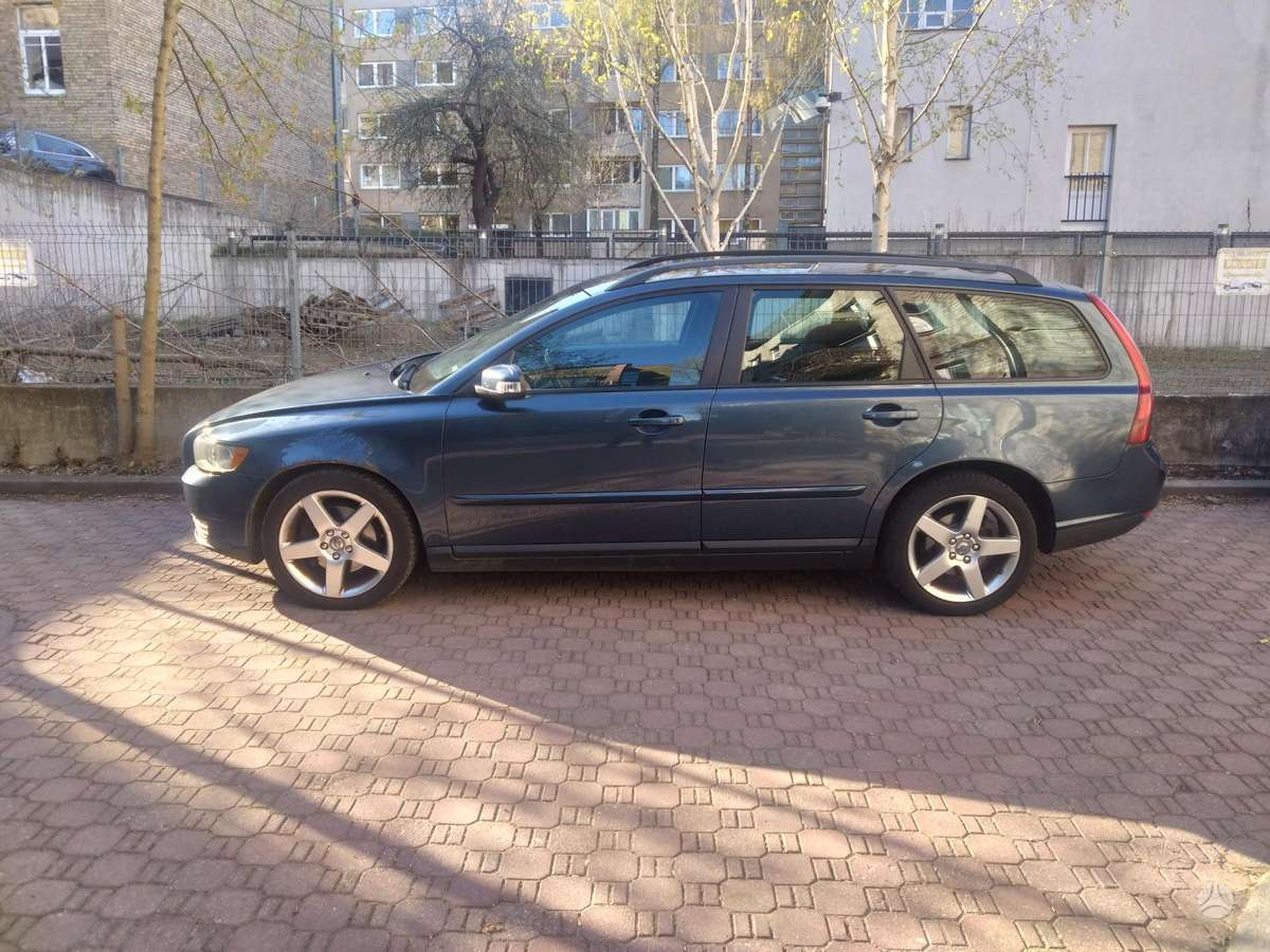 Volvo V50, 2008