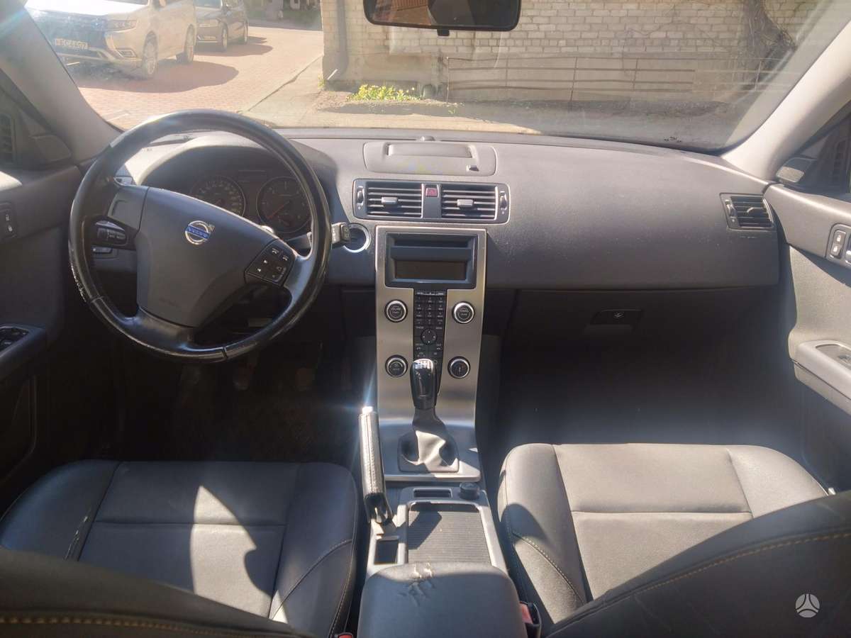 Volvo V50 - 8