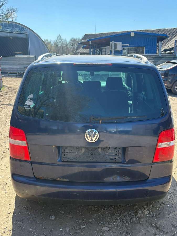 Volkswagen Touran dalimis