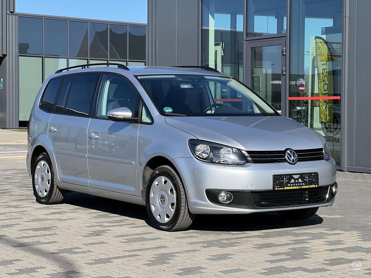 Volkswagen Touran, 2011