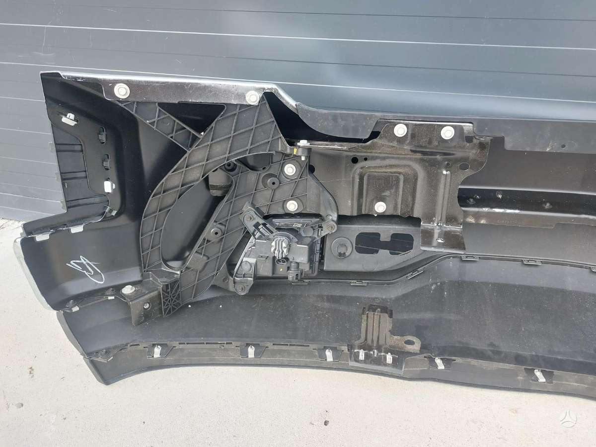 Chevrolet Silverado, 84588808, bamperiai