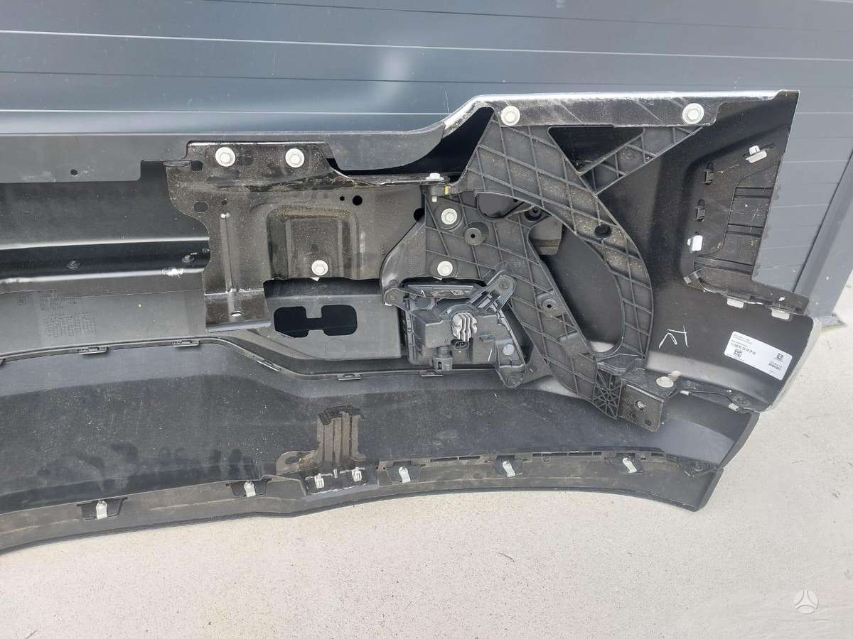 Chevrolet Silverado, 84588808, бамперы (буфера)