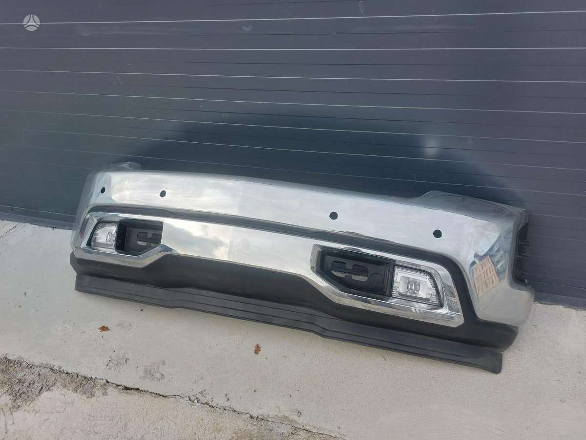Chevrolet Silverado, 84588808, bumpers