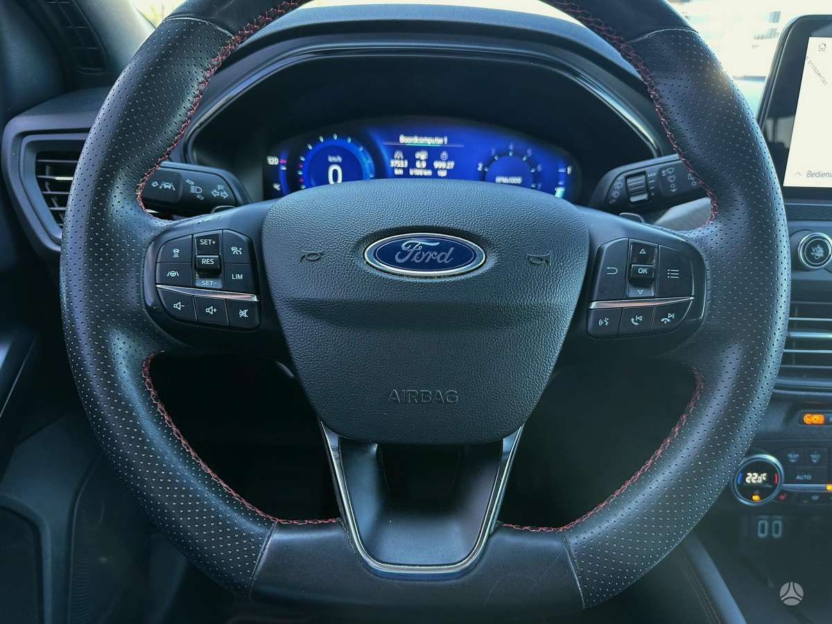 Ford Focus, 1.5 l., hatchback