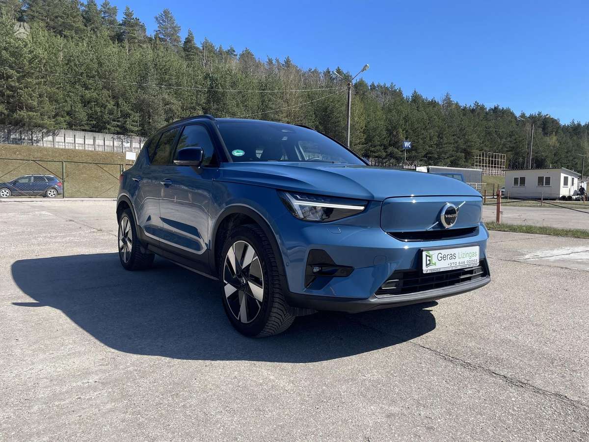 Volvo XC40, 82 kWh, off-road / crossover