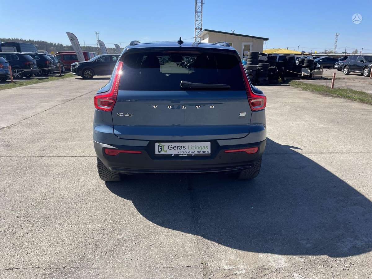 Volvo XC40, 82 kWh, off-road / crossover