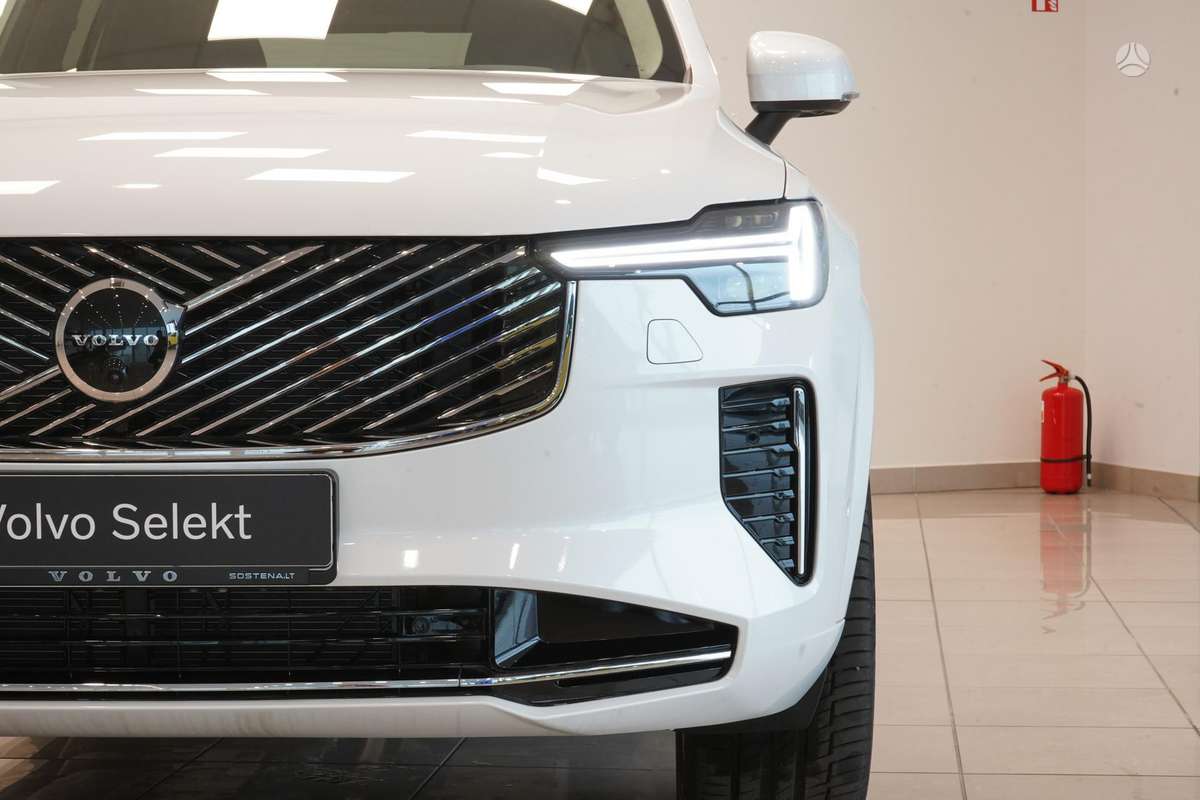 Volvo XC90 - 5