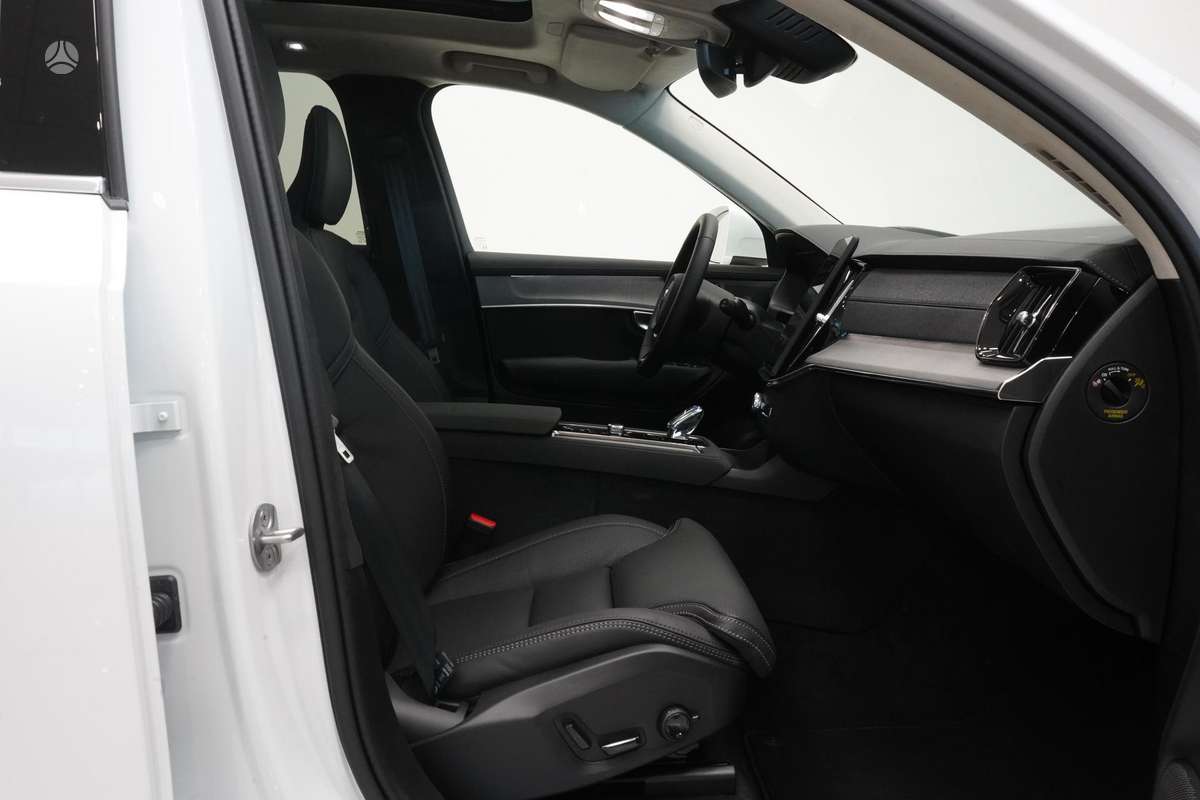 Volvo XC90 - 10