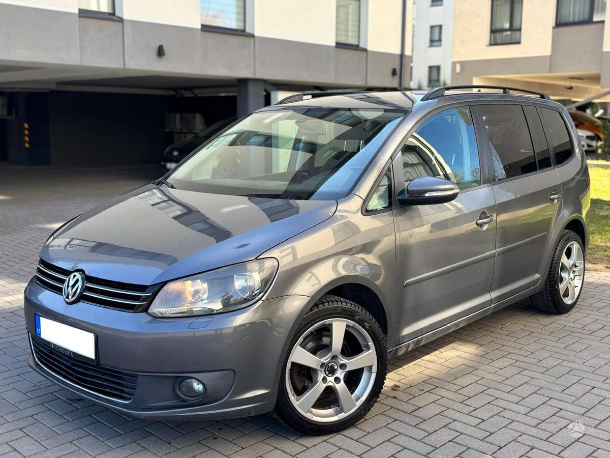 Volkswagen Touran, 2010