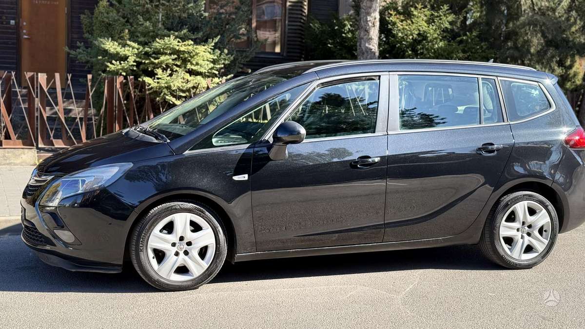 Opel Zafira, 2013