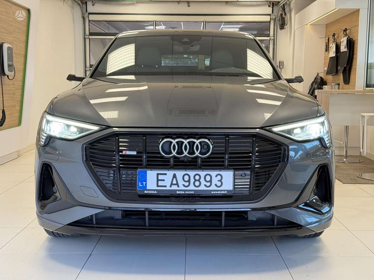 Audi e-tron, 72 кВт·ч, Купе (coupe)