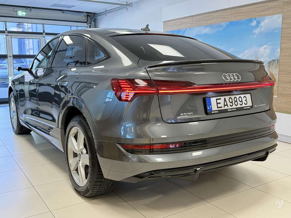 Audi e-tron, 72 кВт·ч, Купе (coupe)