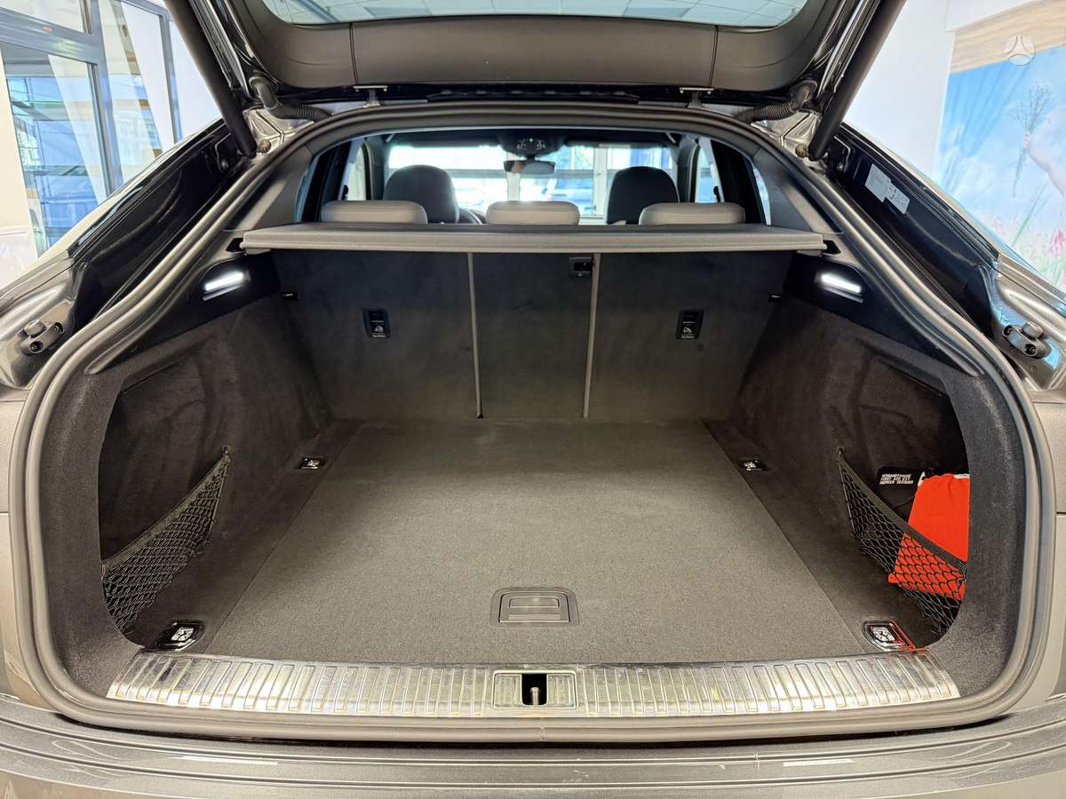 Audi e-tron, 72 kWh, coupe