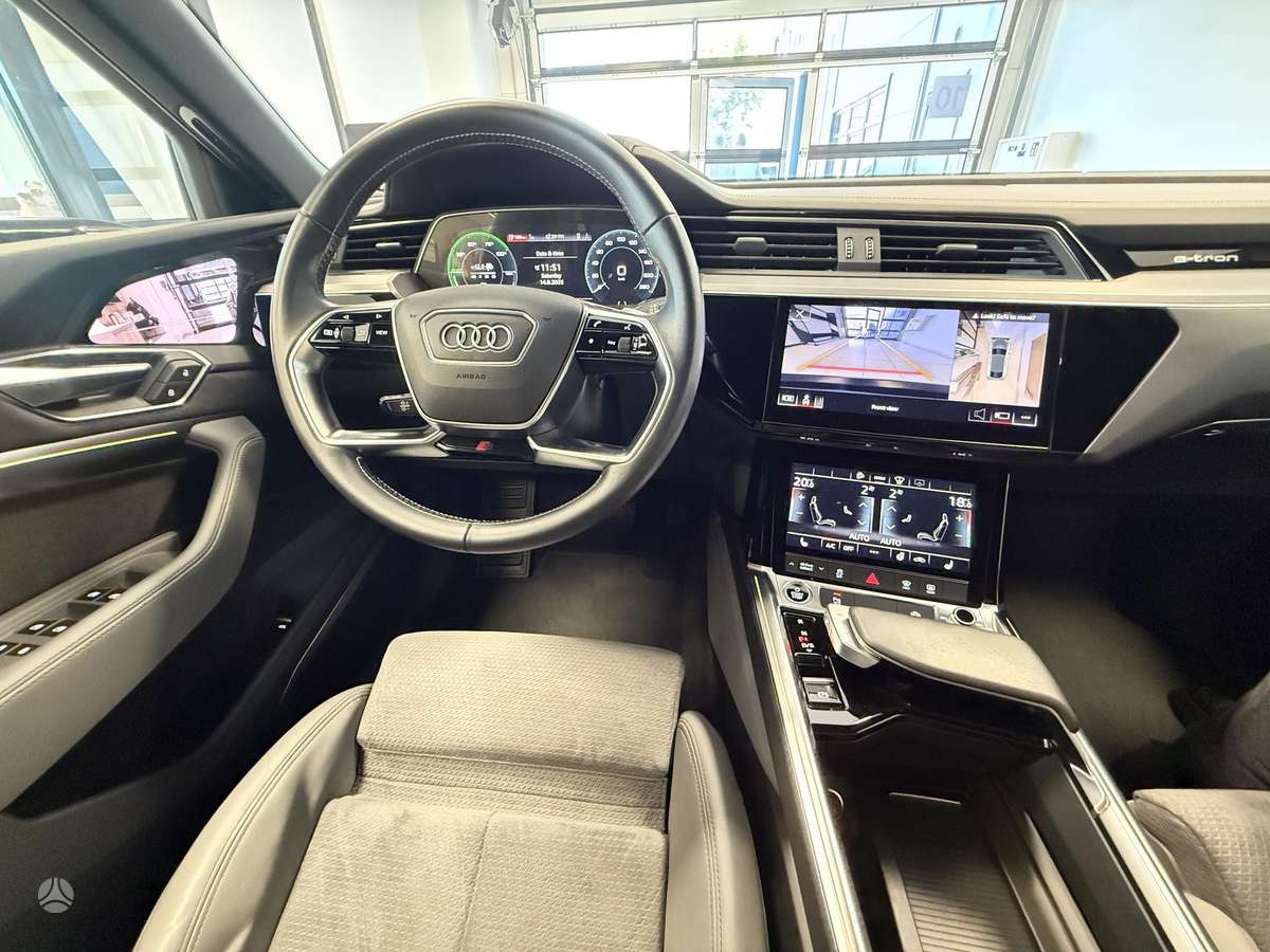 Audi e-tron, 72 кВт·ч, Купе (coupe)