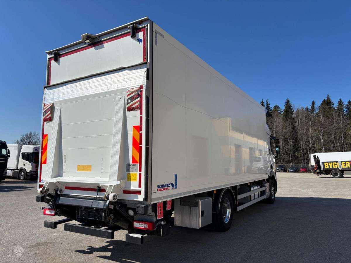 Renault T380, рефрижераторы