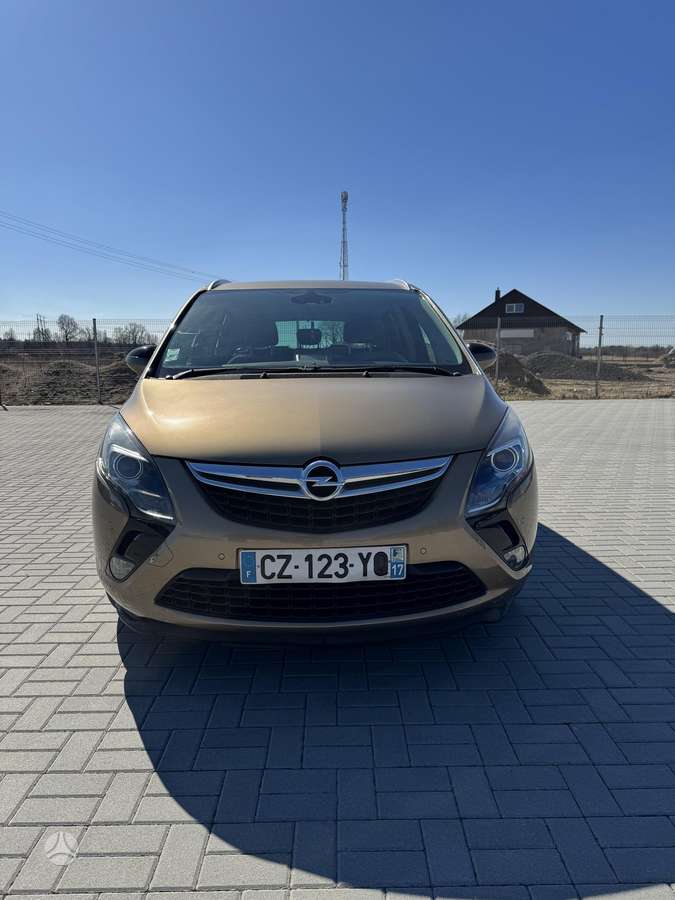 Opel Zafira, 2013
