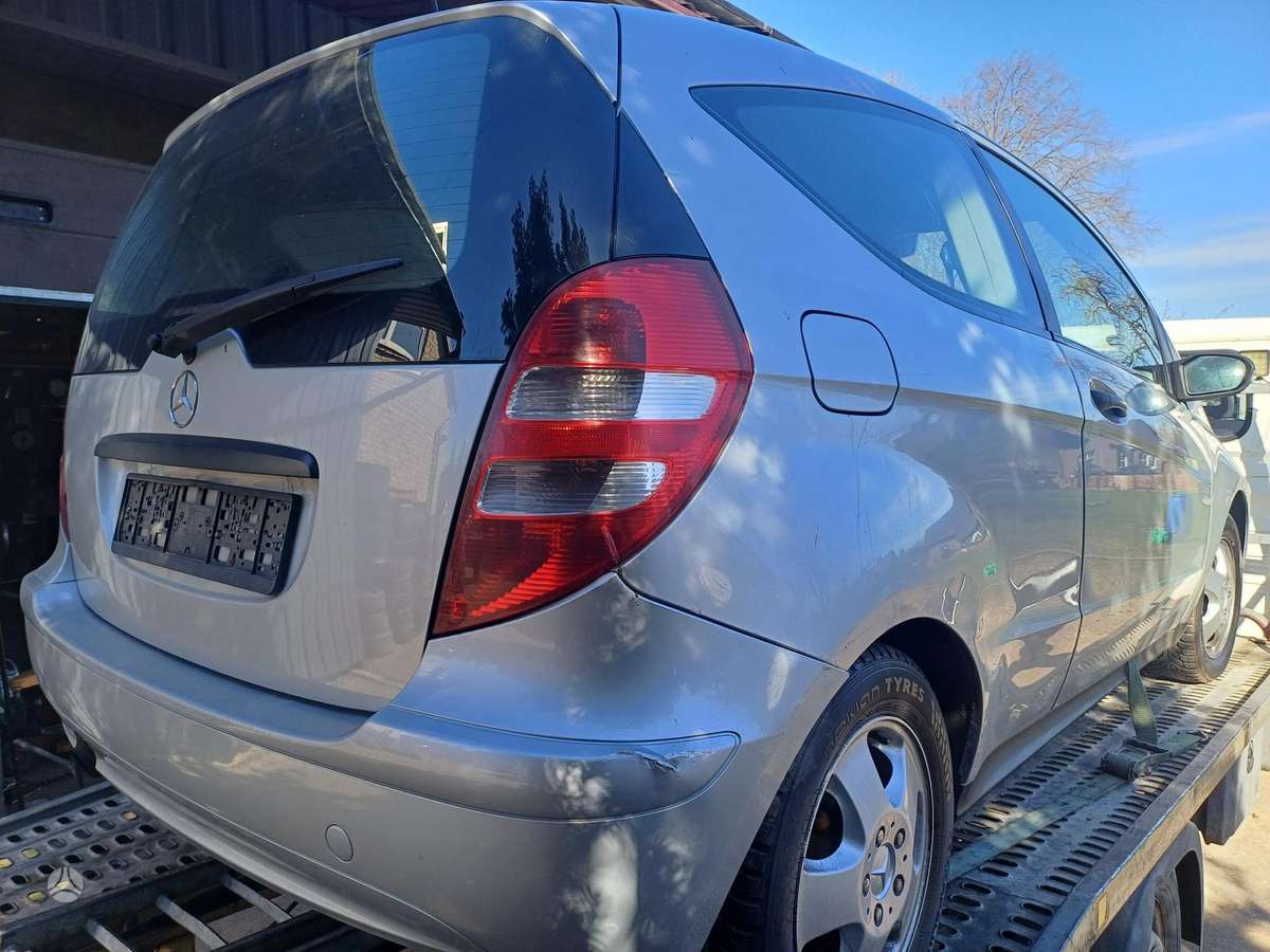 Mercedes-Benz A klasė по частям