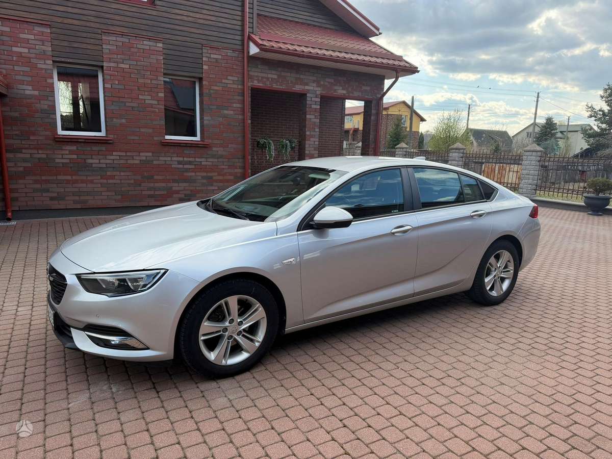 Opel Insignia, 1.6 l., hatchback