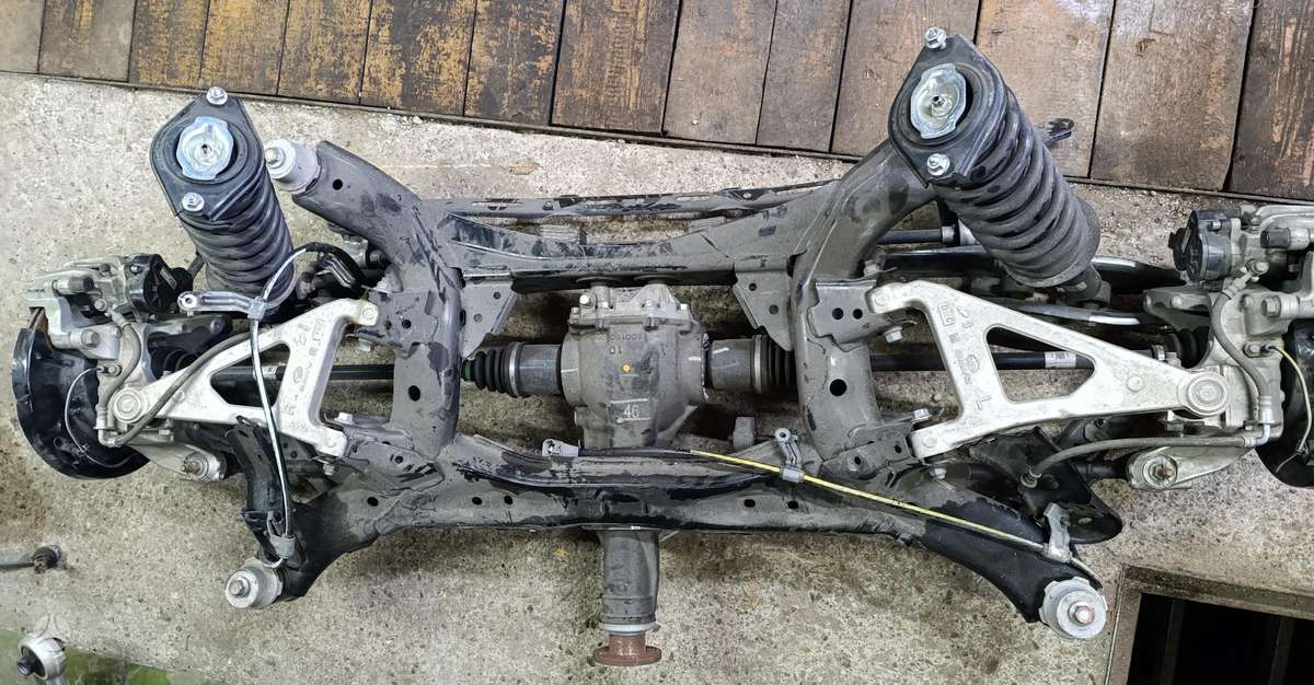 Subaru Outback детали шасси