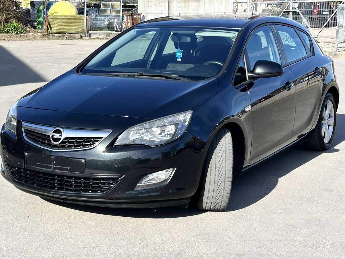 Opel Astra, 1.7 l., Хэтчбек