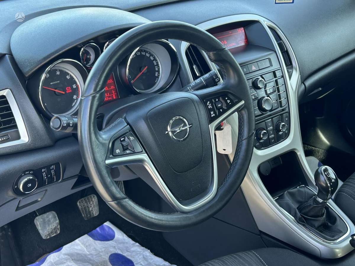 Opel Astra, 1.7 l., Хэтчбек