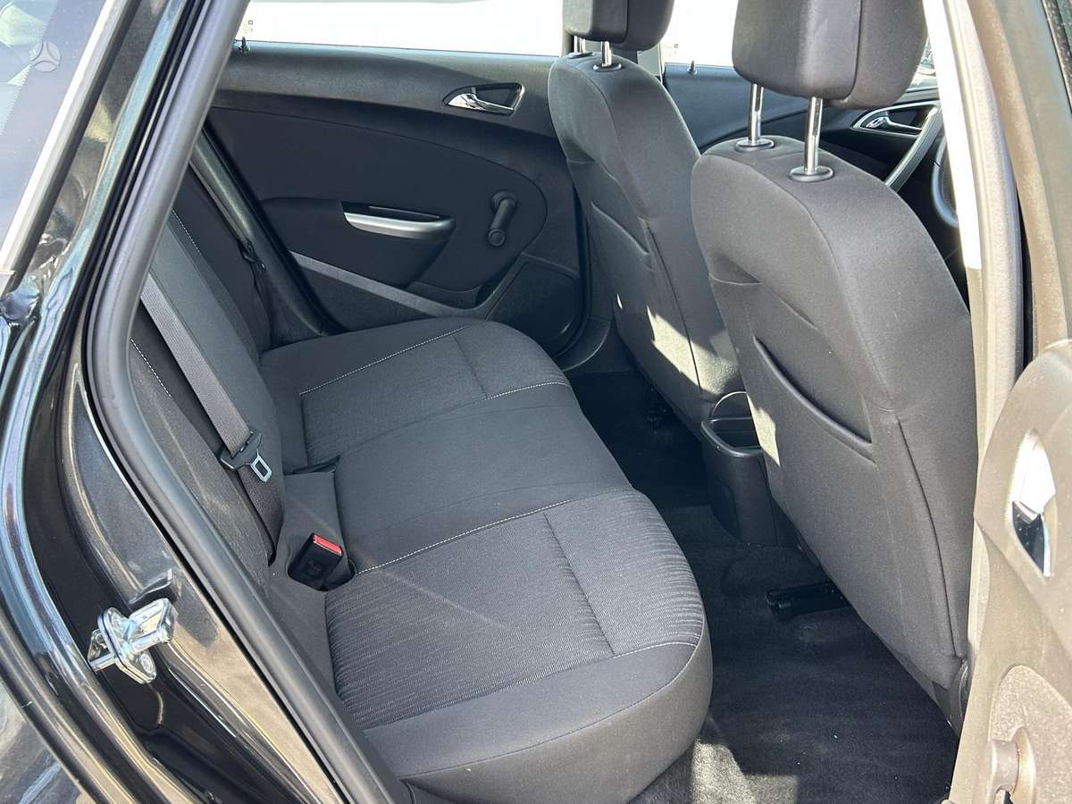 Opel Astra, 1.7 l., Хэтчбек