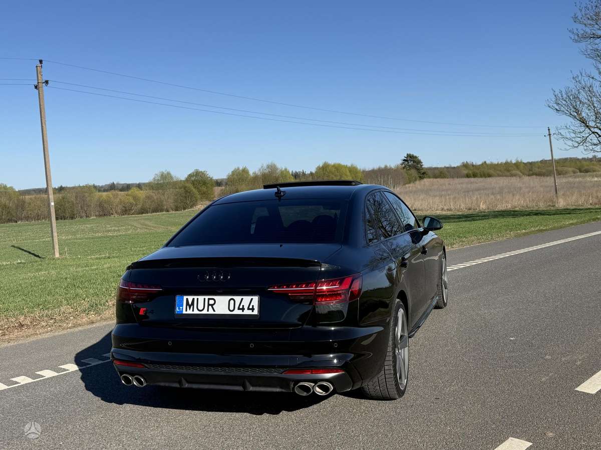 Audi S4, 3.0 l., Седан