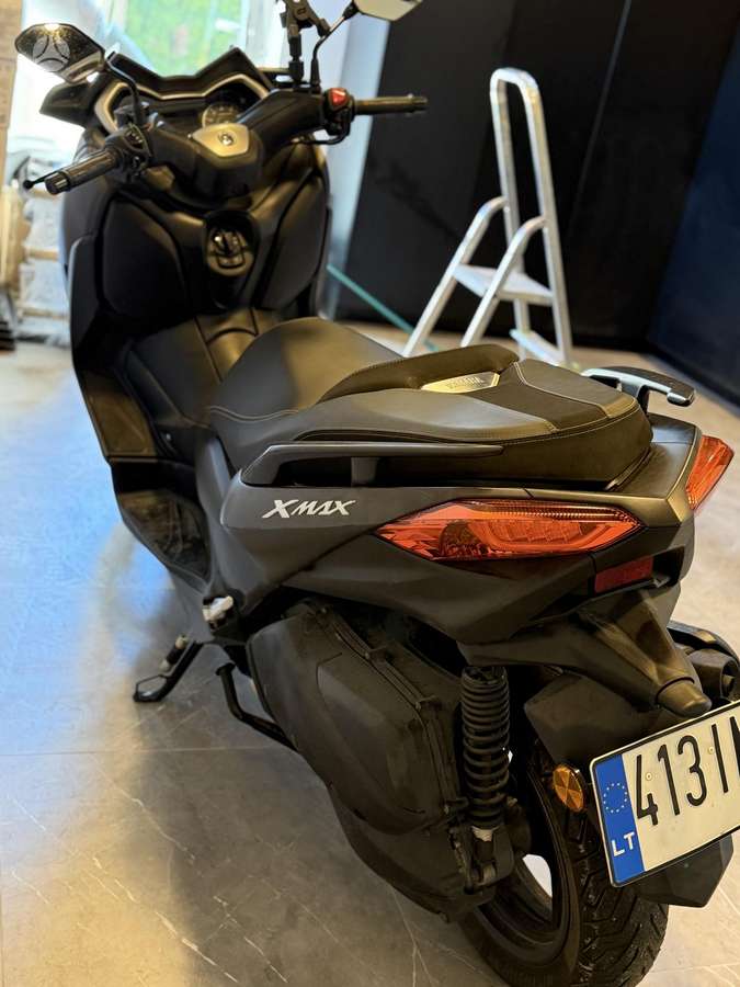 Yamaha X-max, scooters / mopeds