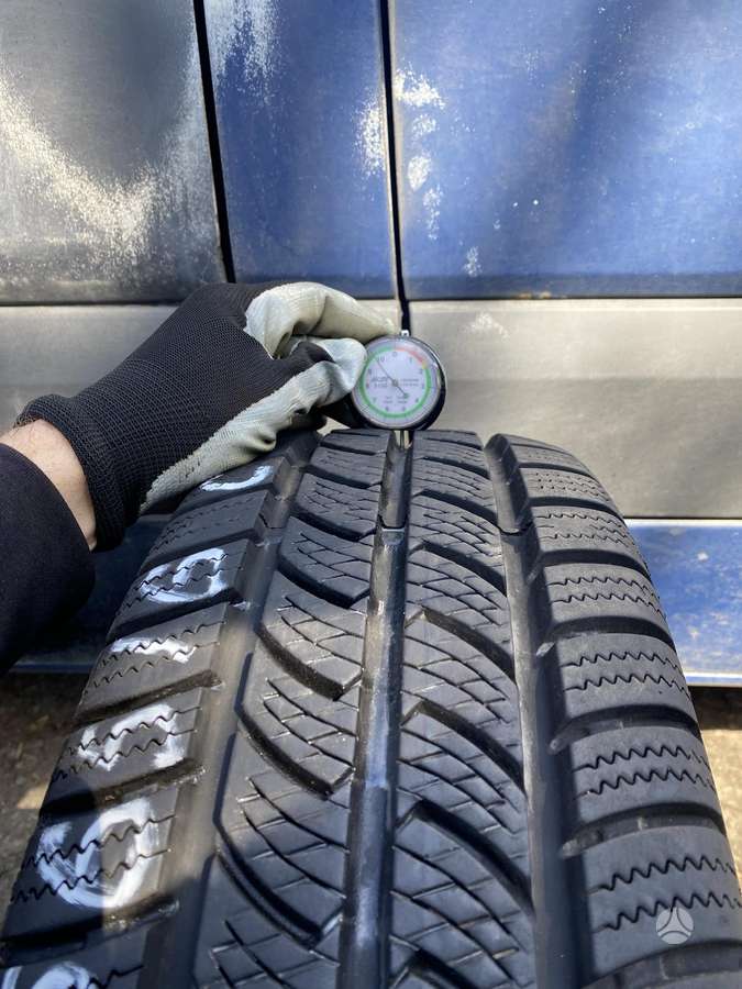 Continental VancoWinter2, всесезонные 205/65 R16