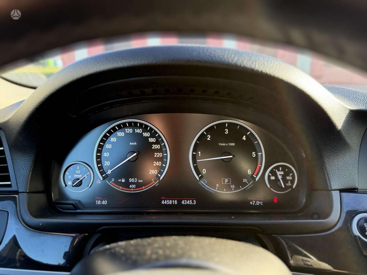 BMW 535, 3.0 l., Седан
