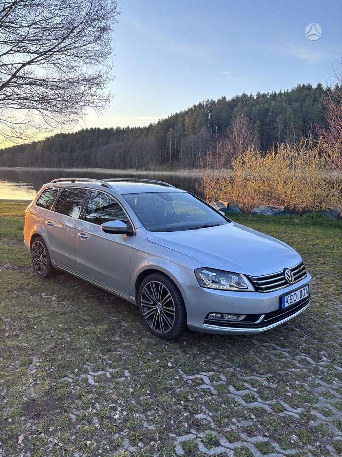 Volkswagen Passat, 2011