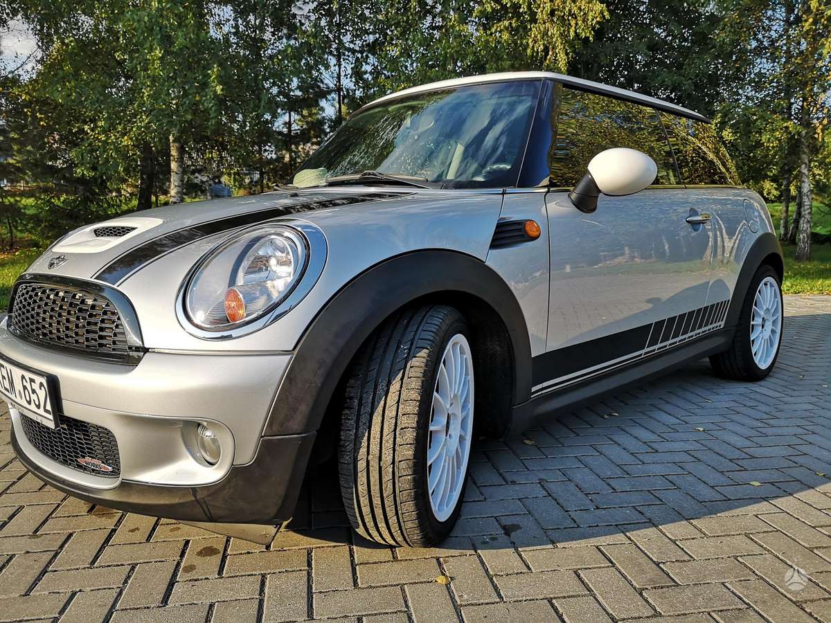 Mini Cooper, hečbeks