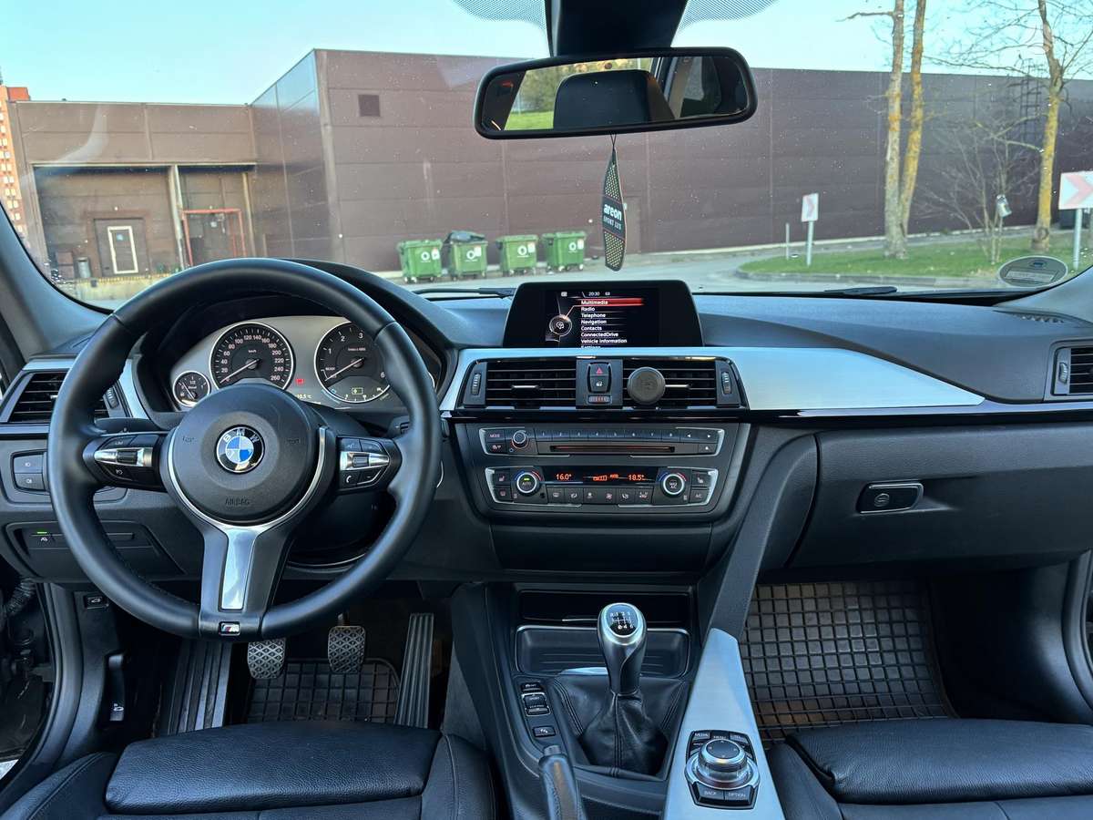 BMW 320, 2.0 l., universalas