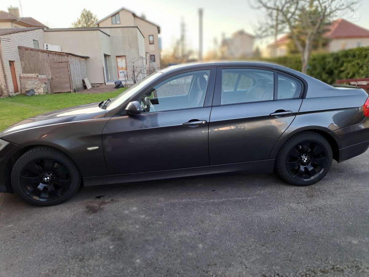 BMW 320, 2.0 l., sedanas